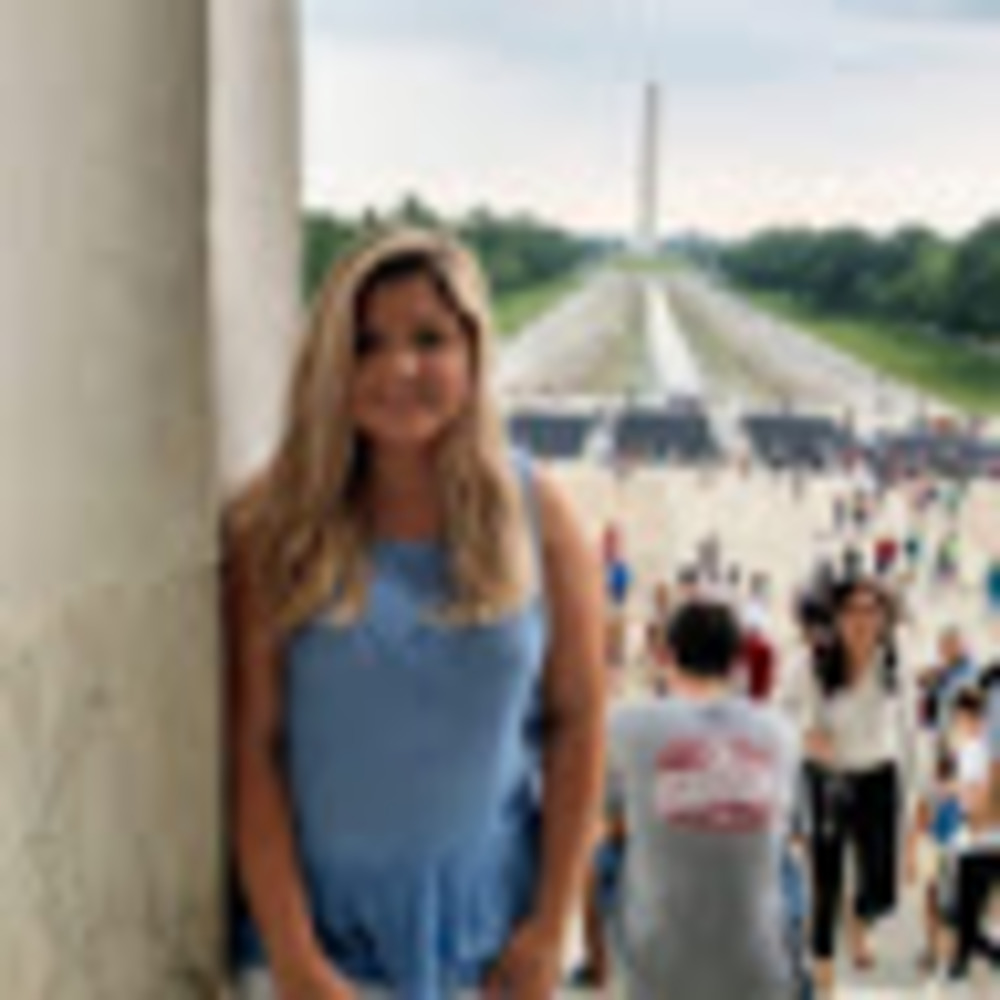 Meet your Posher, Christina